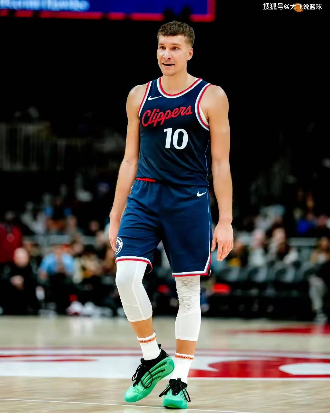 快船击败黄蜂，取得三连胜的简单介绍