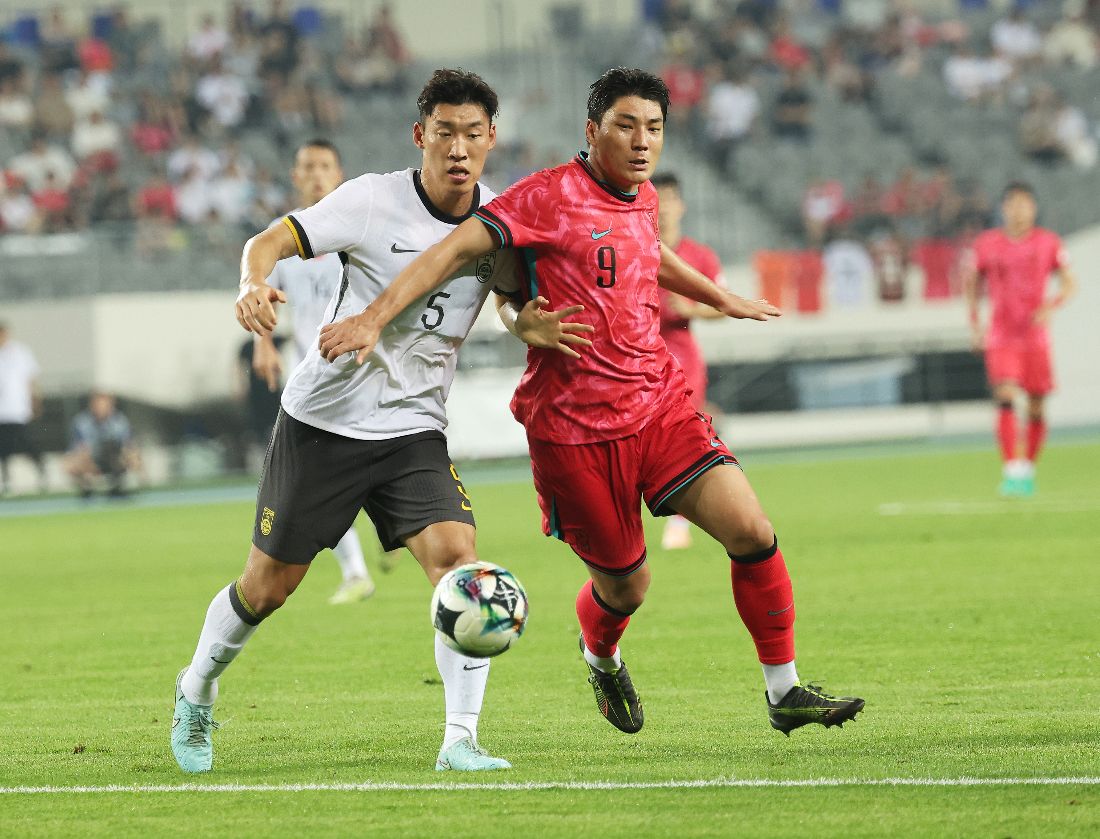 中国足球职业联赛新闻目不暇接不容错过的简单介绍